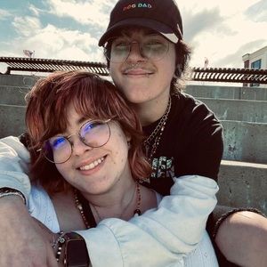 Meet your Posher, Asher